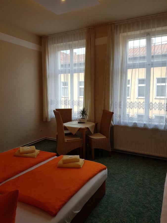Pension Zum Birnbaum Brandenburg  Esterno foto