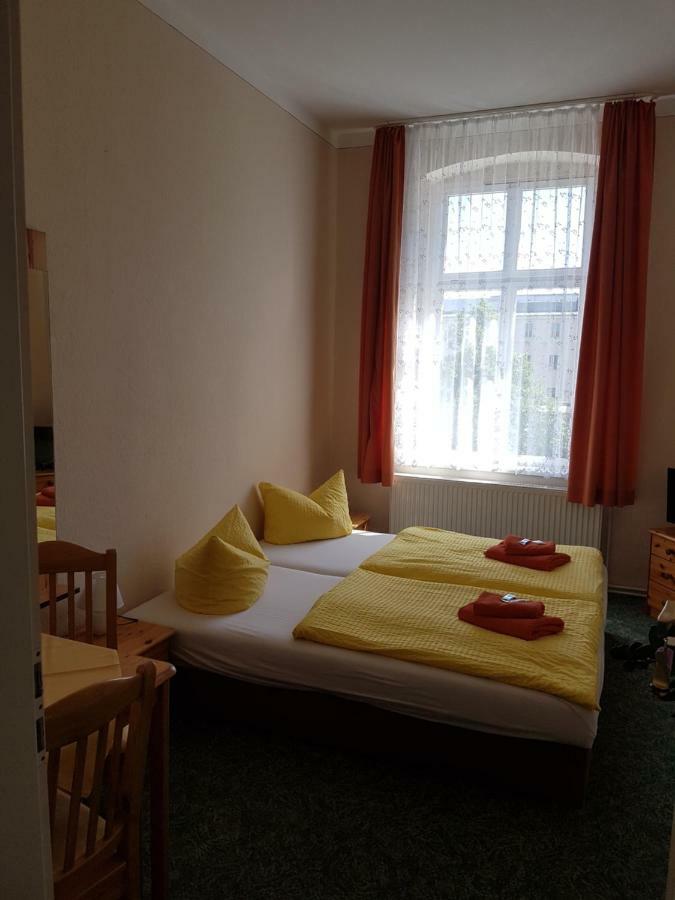 Pension Zum Birnbaum Brandenburg  Esterno foto
