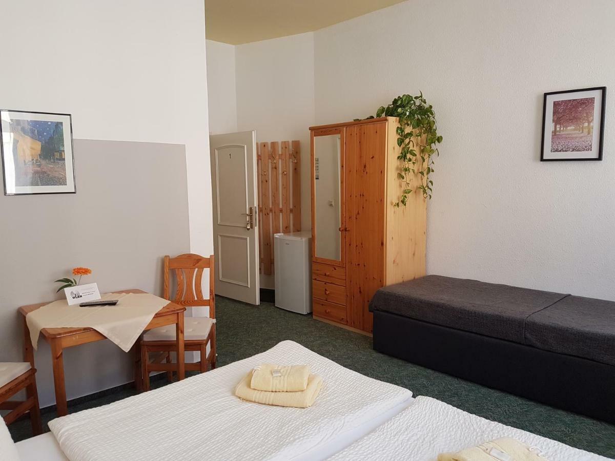 Pension Zum Birnbaum Brandenburg  Esterno foto