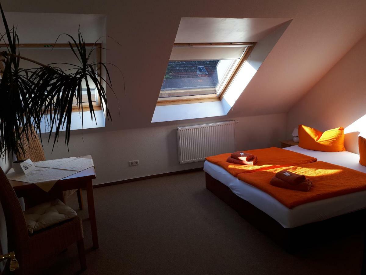 Pension Zum Birnbaum Brandenburg  Esterno foto