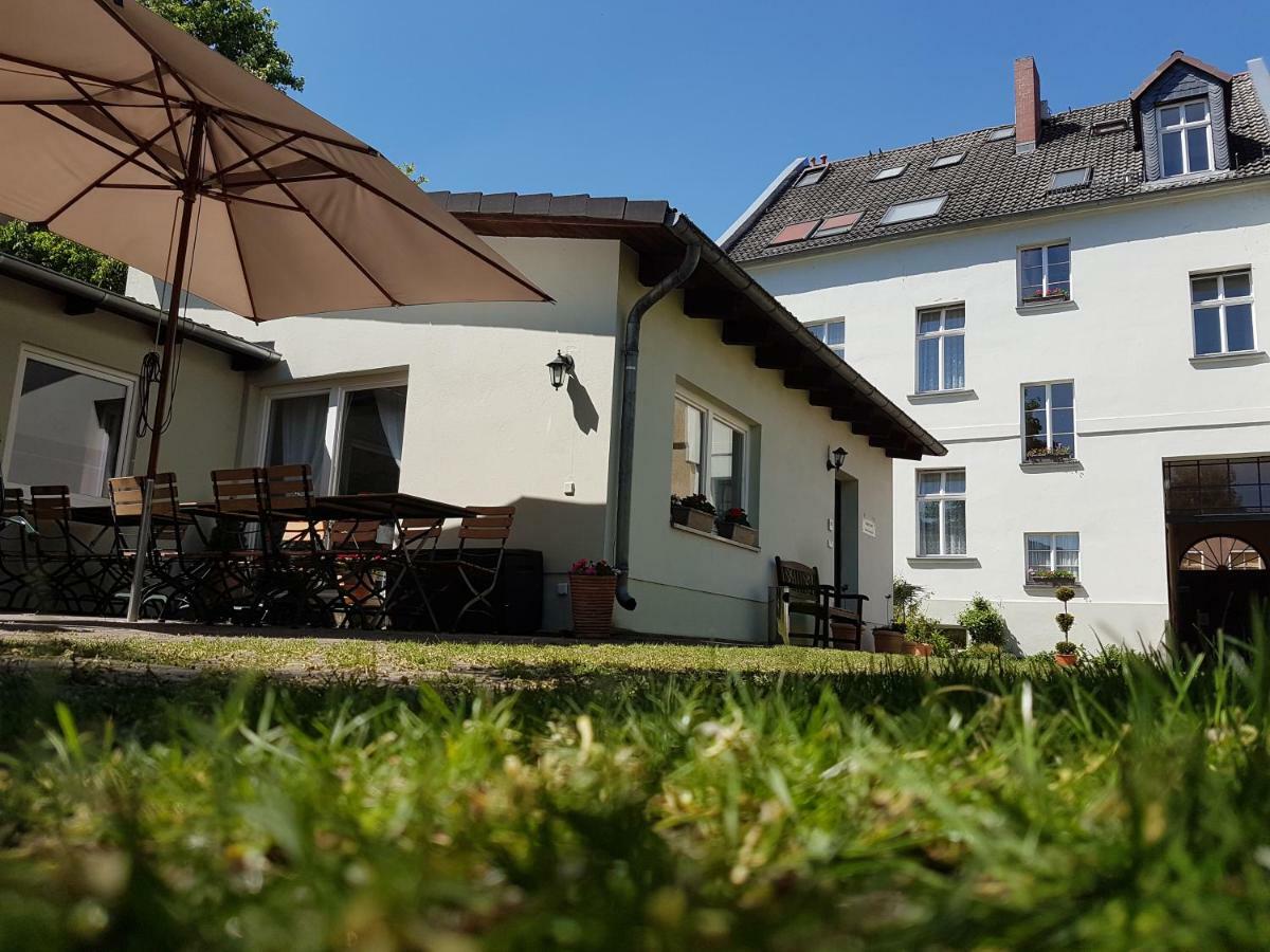 Pension Zum Birnbaum Brandenburg  Esterno foto